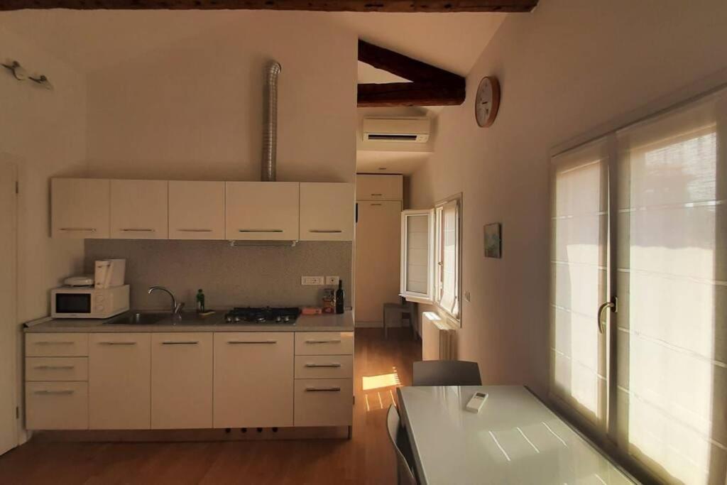 Monolocale Vicino San Marco Apartment Venesia Bagian luar foto