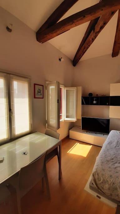 Monolocale Vicino San Marco Apartment Venesia Bagian luar foto